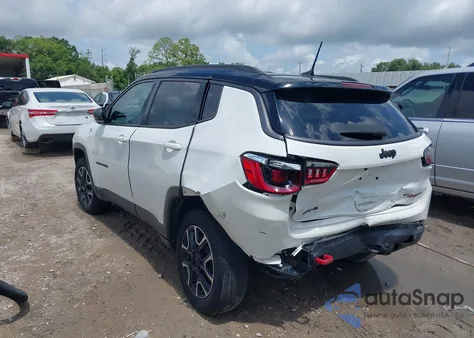 2021 Jeep Compass Trailhawk 4X4 z USA, uszkodzony, nr VIN 3C4NJDDB1MT571866